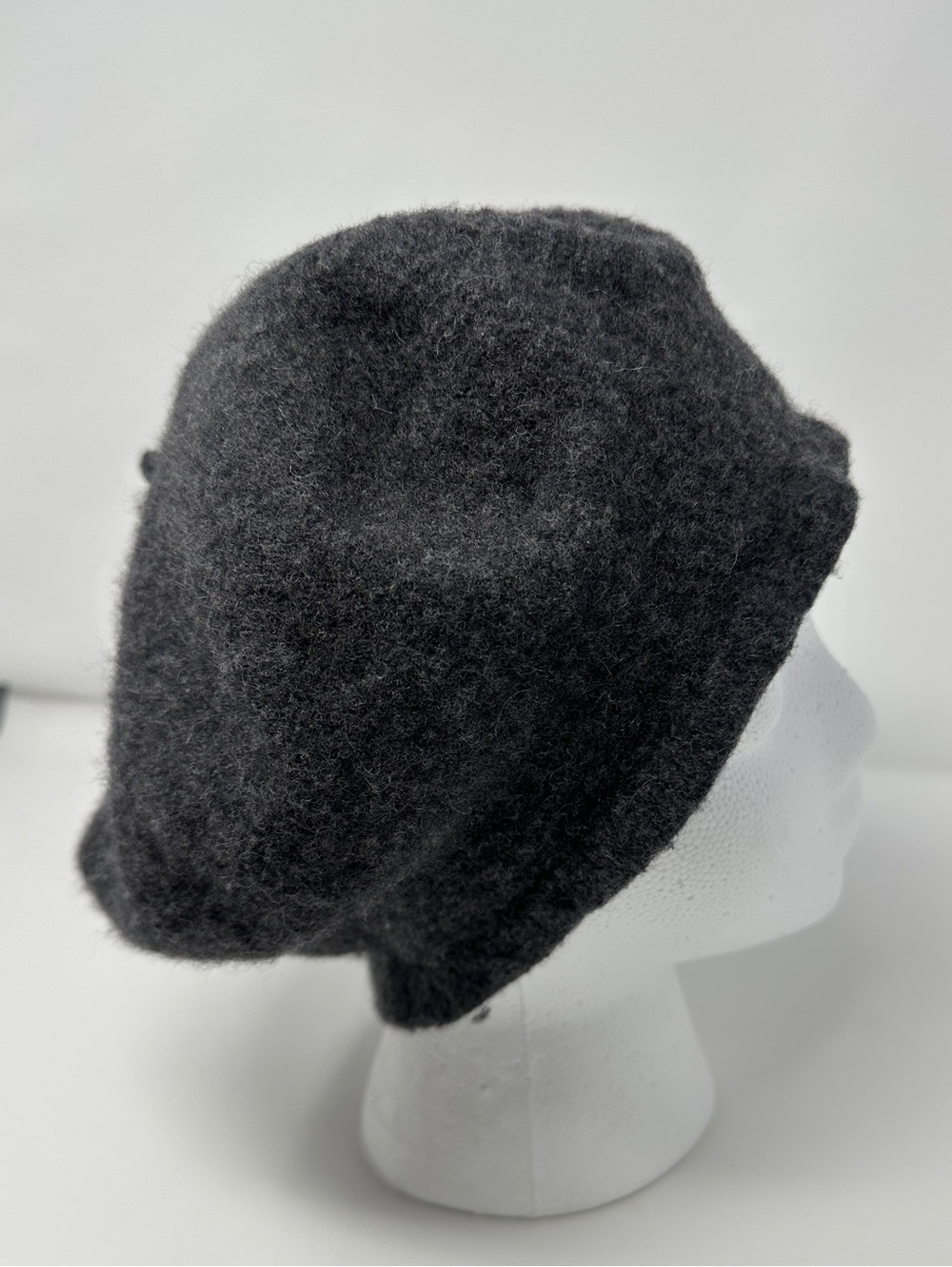 Women’s Dark Gray 100% Wool winter Beret Hat